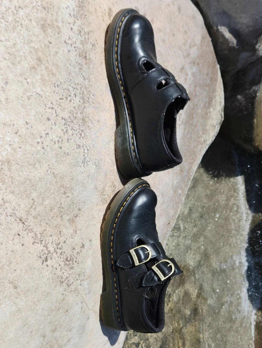 Kids Dr. Martens Black Double-Buckle Velcro Leather Shoes